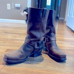 Women’s Frye Harness boots.